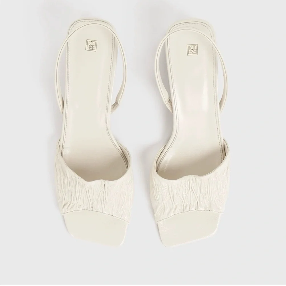 Toteme The Gathered Leather Scoop Heel Sandal - Picture 4 of 7